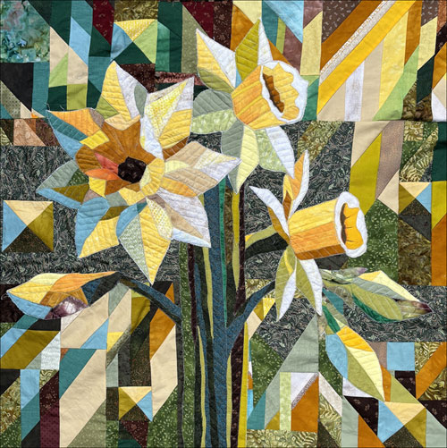 'Daffodils', 90 x 90cm, Pieced in cotton with machine appliqué, machine quilted

Danél Muller